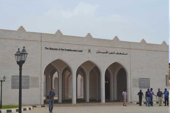 Salalah City Tour :Salalah Tours - Haffa Souk is where frankincense becomes real