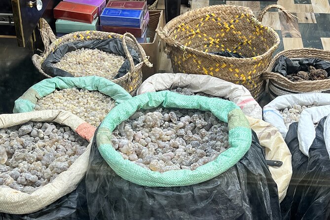 Salalah City Tour with History, Culture, Souq Shopping, Halwa - Ain Jarziz and the road into Ittin