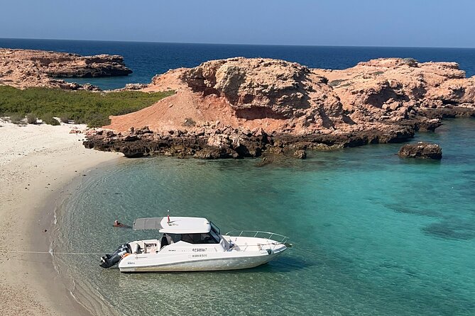 Snorkeling in Daymaniat Island - The Boat Ride Across the Gulf of Oman