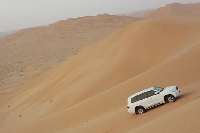 Sunset Desert Safari Salalah Tour in Rub Al Khali - Empty Quarter - Guides, language, and the private format
