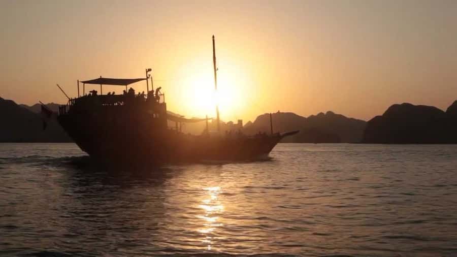 Sunset Dhow Cruise - Setting out from Marina Bandar Rawdha