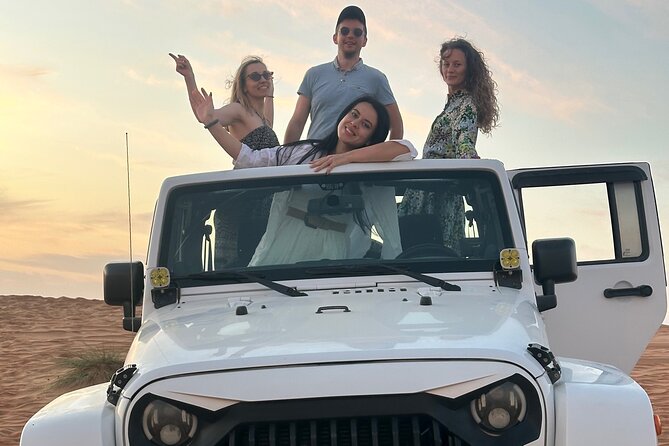 Sunset in Wahiba Sands 4x4 Adventure - Who should book this desert adventure
