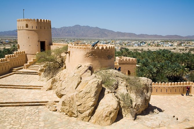 The North & Nakhl Half Day Tour from Muscat - The ride from Muscat to the mountain village