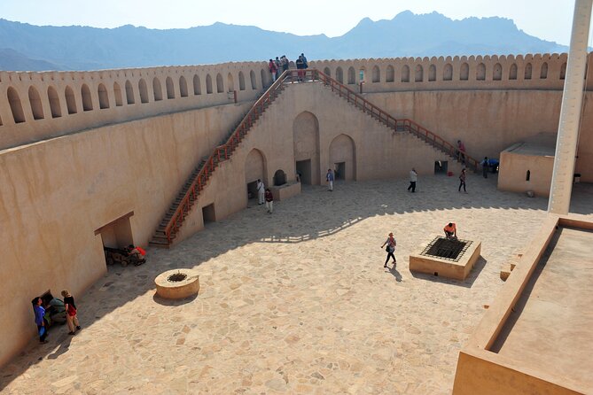 Tour Arwa 3 Days-2 Nights, Oman Tours Package - Wadi Bani Khalid: easy access to clear water