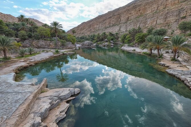 Tour Jawahir 2 Days-1 Night In Wahiba Sands, Oman Tours Package - From Muscat to Wadi Bani Khalid’s clear pools