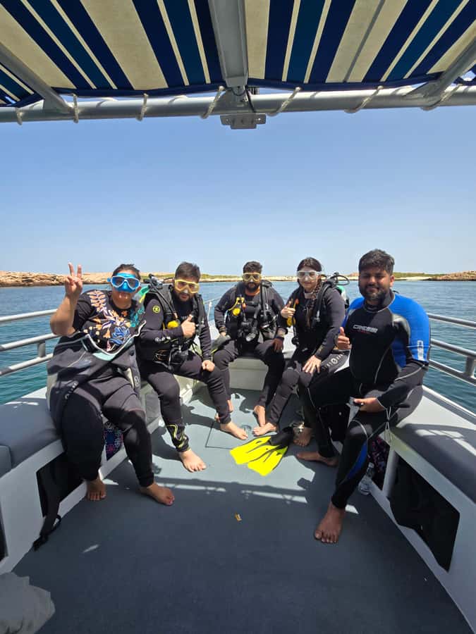 Try scuba Diving Tours To Daymaniyat Islands. - The staff and the feel of the outing