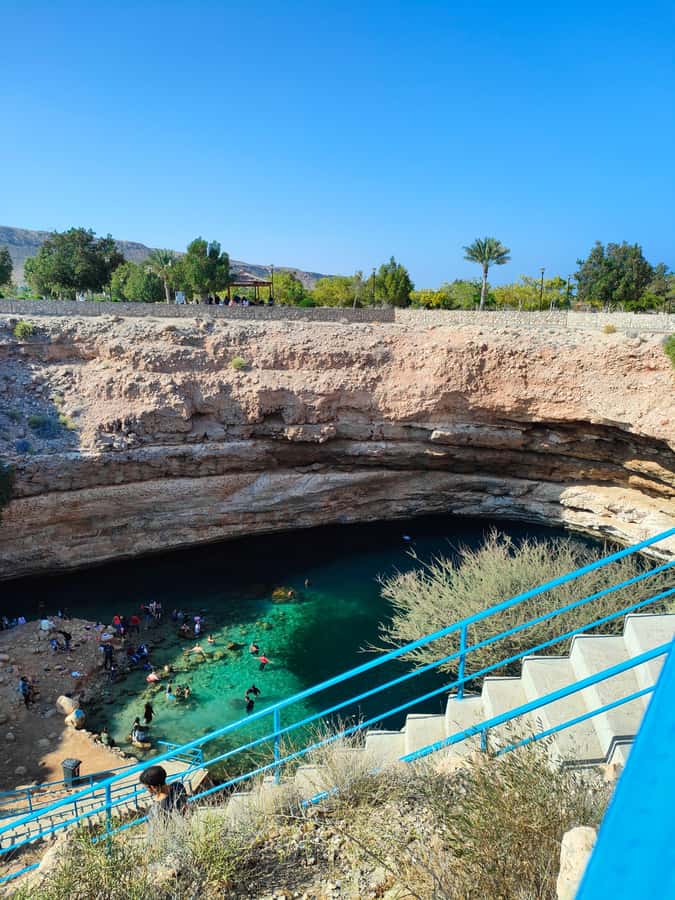 Wadi Shab &Bimmah Sinkhole &Heart shaped Cave &Pebble Beach - Who should book this Oman day trip