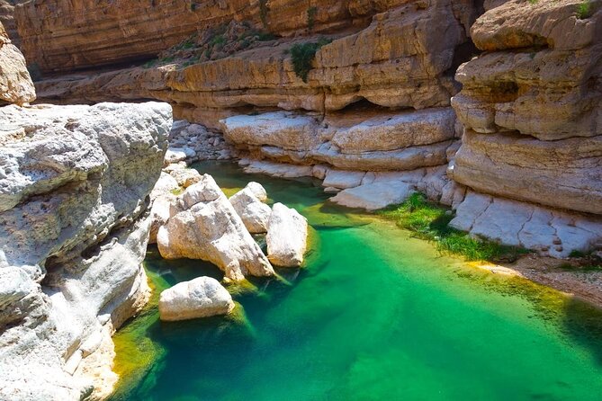 Wadi Shab Expedition - The hike, water crossing, and cave section