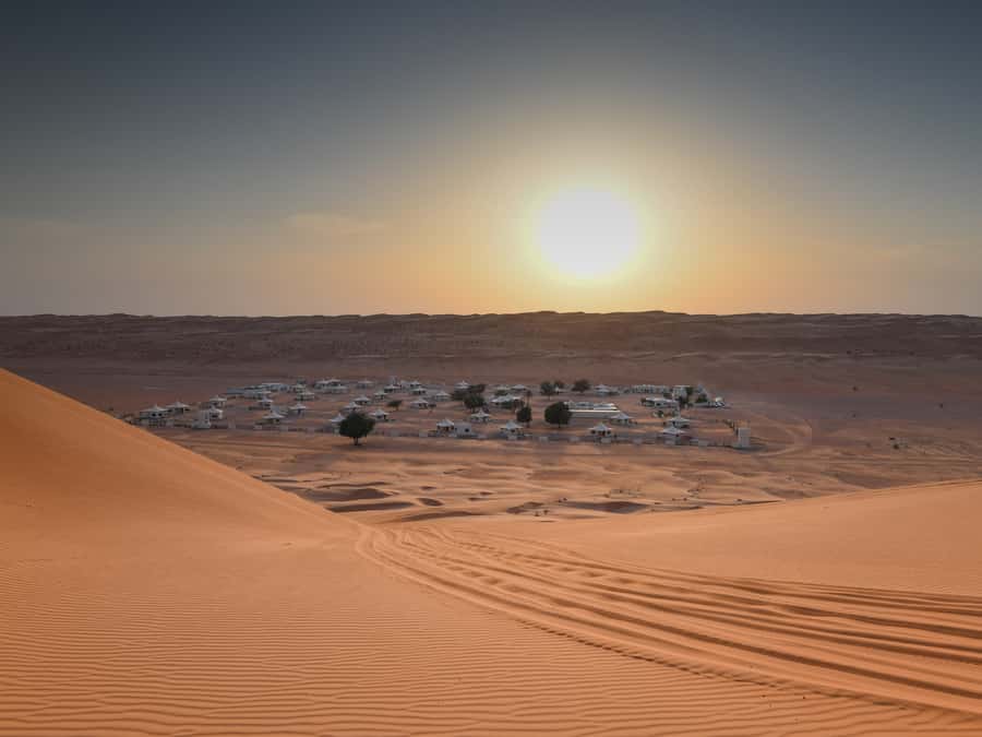 Wahiba Sands and Wadi Bani Khalid Full-Day Tour from Muscat - Wahiba Sands and the 4x4 dune ride