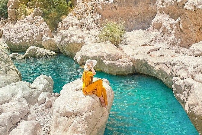Wahiba Sands&Wadi Bani Khalid desert Safari(Muscat tours) - A full day from Muscat to Oman’s desert and wadi