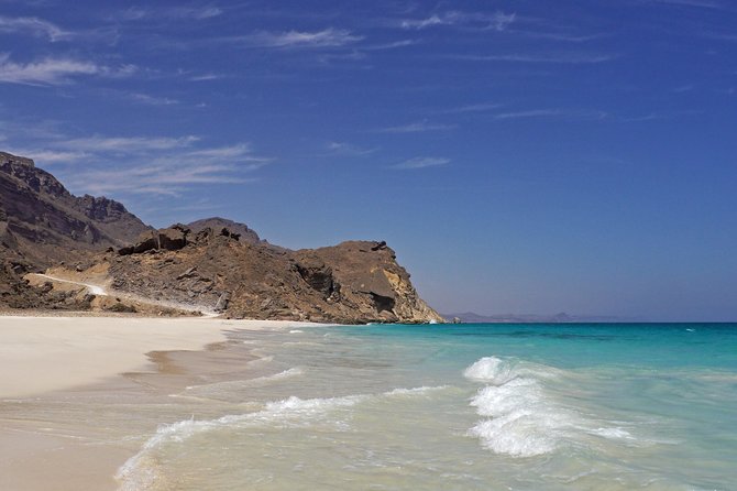 West Coast Mountains and Beaches (Fazayah beach + Shaat cliff) - Why western Oman makes a strong day trip