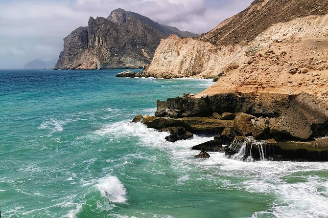 West Salalah, Al Mughsail Beach, White Beach, Frankincense Tree (Half day Tour) - Al Mughsail Beach and its white coastal cliffs