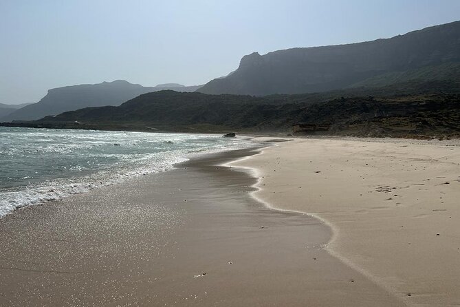West Salalah Tour - Caribbean of Orient - Fazayah Beach with City - Starting in Salalah with a mosque, souq, and palace view