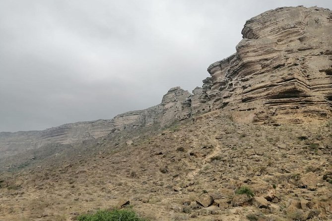 Where Sea Meets Rock: A Scenic Journey to West Salalah’s Shores - Al Fazayah is where you finally slow down